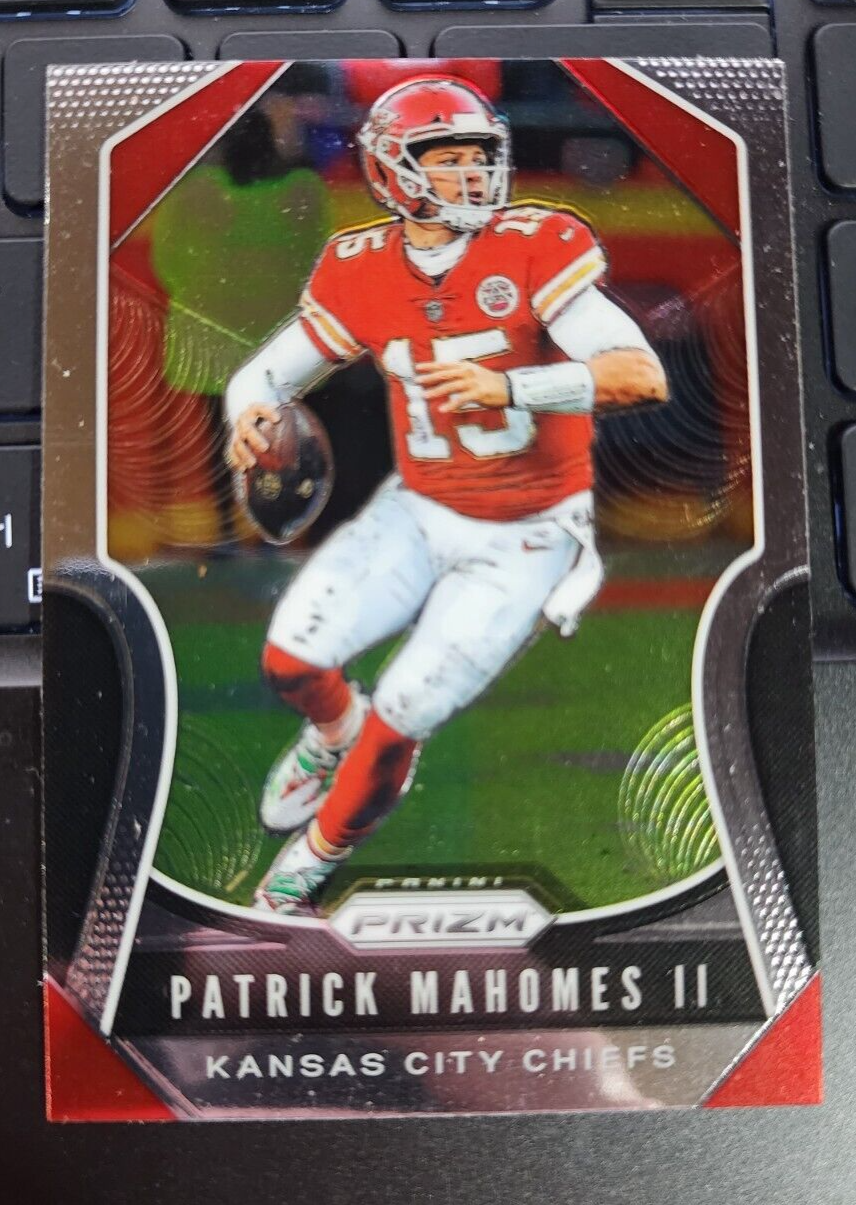 PATRICK MAHOMES - 2019 Panini Prizm #210 - Kansas City Chiefs